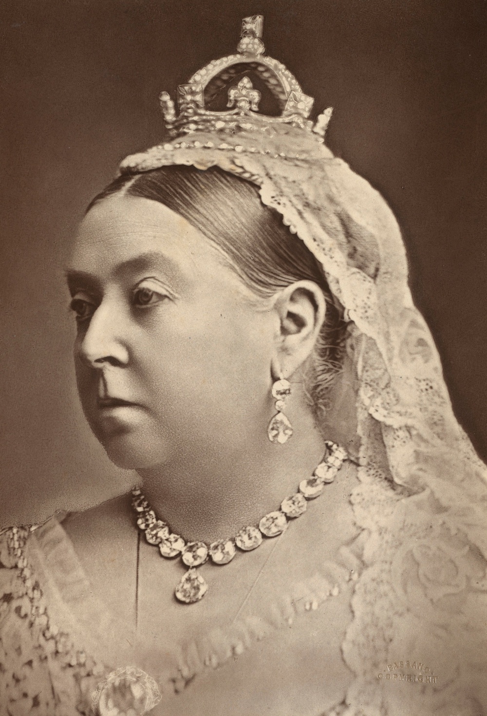 Queen Victoria wearing the tiny crown (Royal Collection Enterprises Limited 2026/Royal Collection Trust/PA)