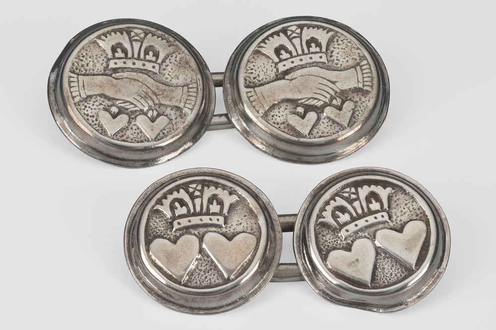 Cufflinks, dating from around 1640, said to have been worn by Charles I on the scaffold