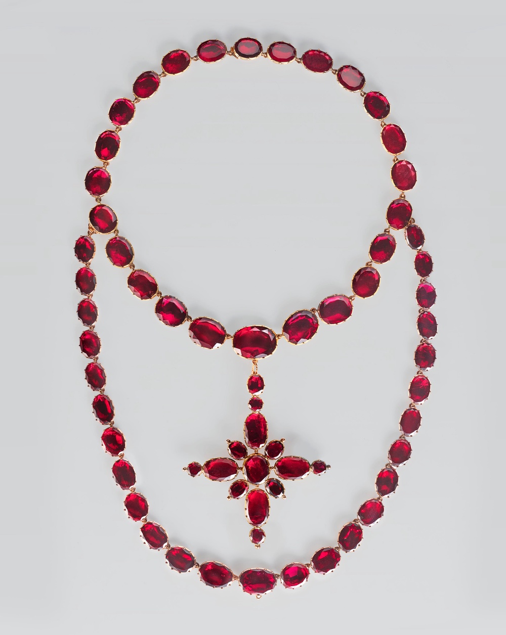 A necklace from Queen Charlotte’s set of garnet jewels, dating from the late 18th century (Royal Collection Enterprises Limited 2026/Royal Collection Trust/PA)