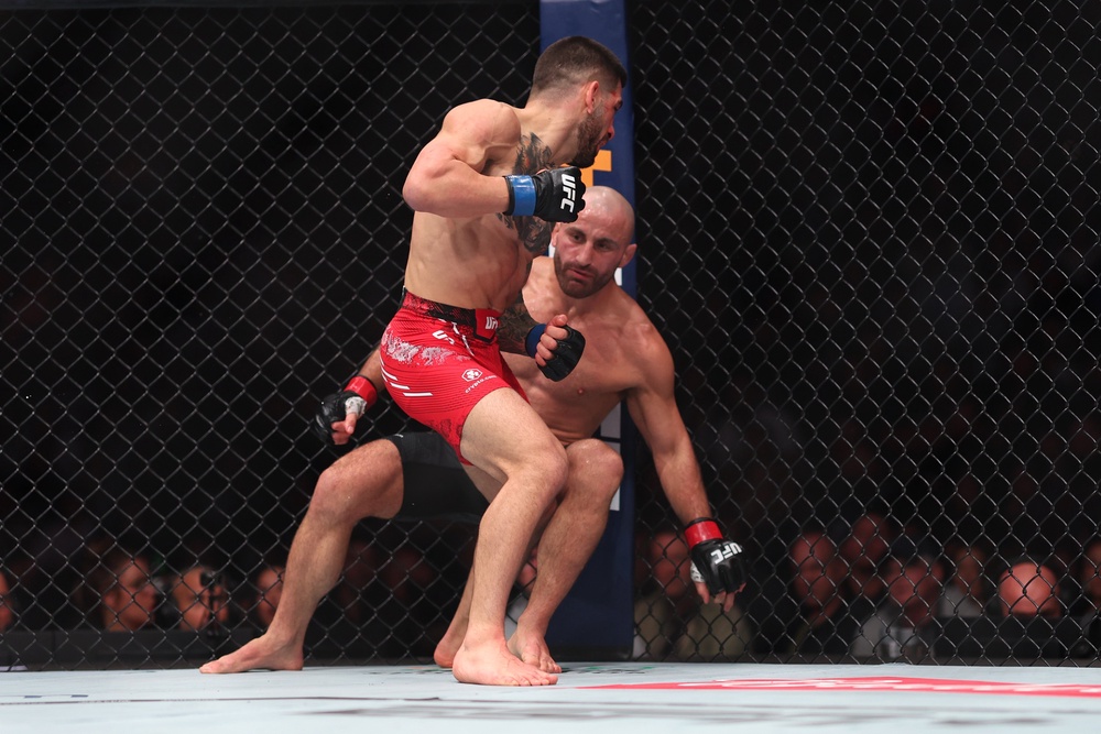 Ilia Topuria stopped Volkanovski in the second round of their title fight (Getty)