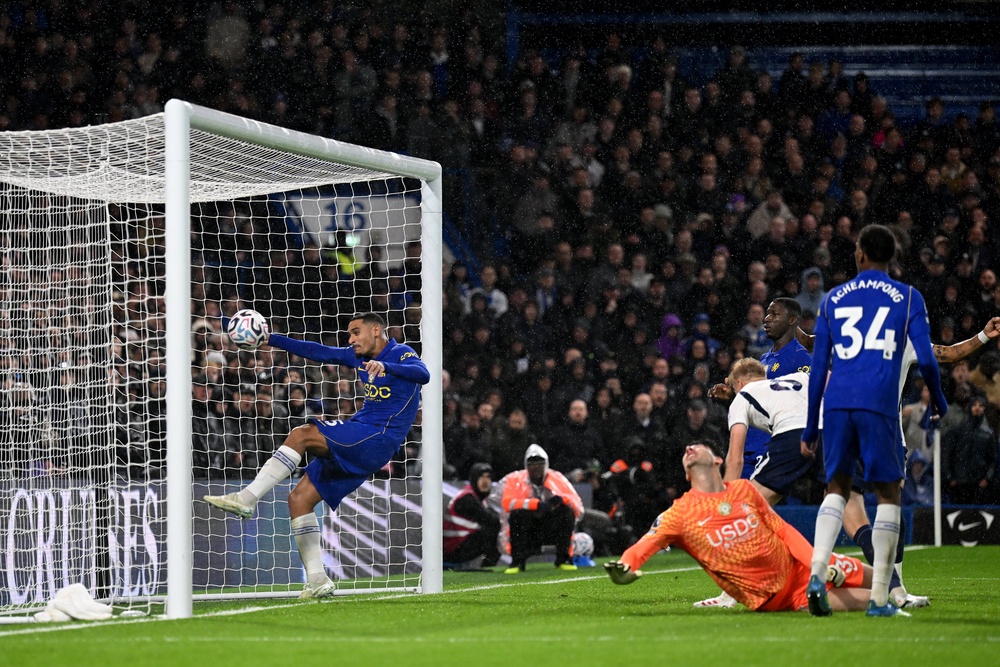 Mike Penders spills the ball into his own goal from a Tottenham corner (Getty)