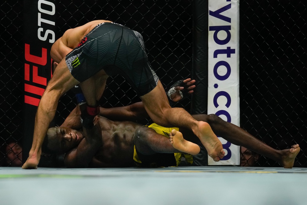 Aaron Pico stopped Losene Keita in round one (AP)