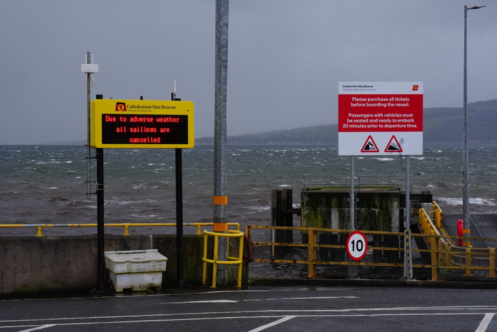 Image from: Storm Boelo latest: Tens of thousands without power and travel disrupted as 80mph gusts hit UK