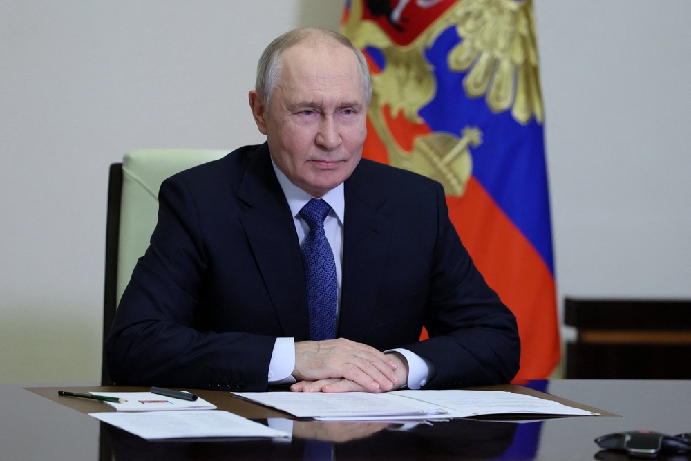 Vladimir Putin’s government warned that British facilities in Ukraine will be considered “legitimate targets” if they are used to support long-range strikes against Russia. (Reuters)