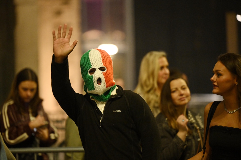 Macklemore fans make their way in to the the 'Free Palestine' Tour (Getty)
