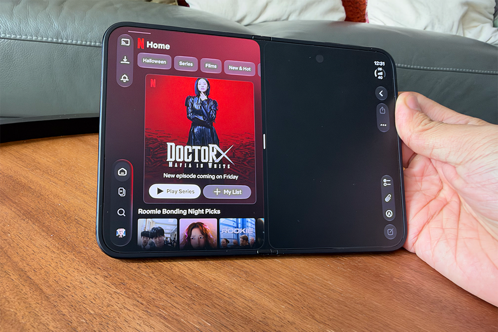 I can have Netflix on the left and Notes on the right (Alex Lee/The Independent)