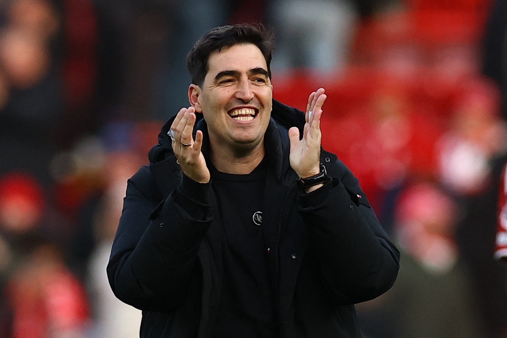 Andoni Iraola will face old friends against Bournemouth (Reuters)