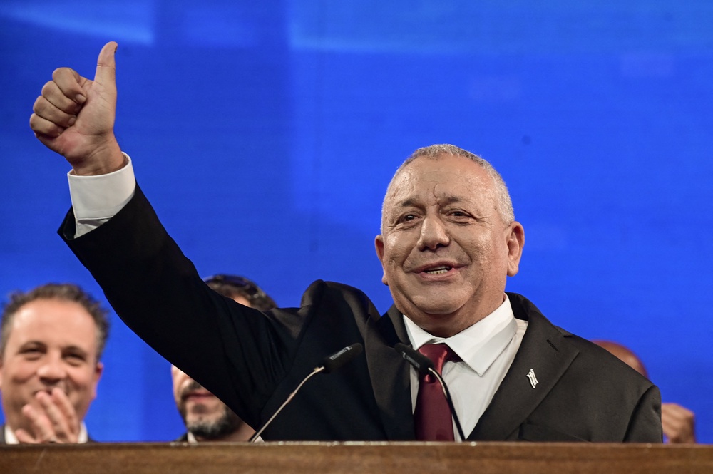 Gadi Eisenkot gestures as he addresses supporters at an election-night rally (AFP/Getty)