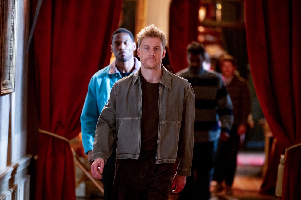 Image from: Celebrity Traitors final live: BBC issues statement on James Acaster after massive twist as tonight’s finale looms