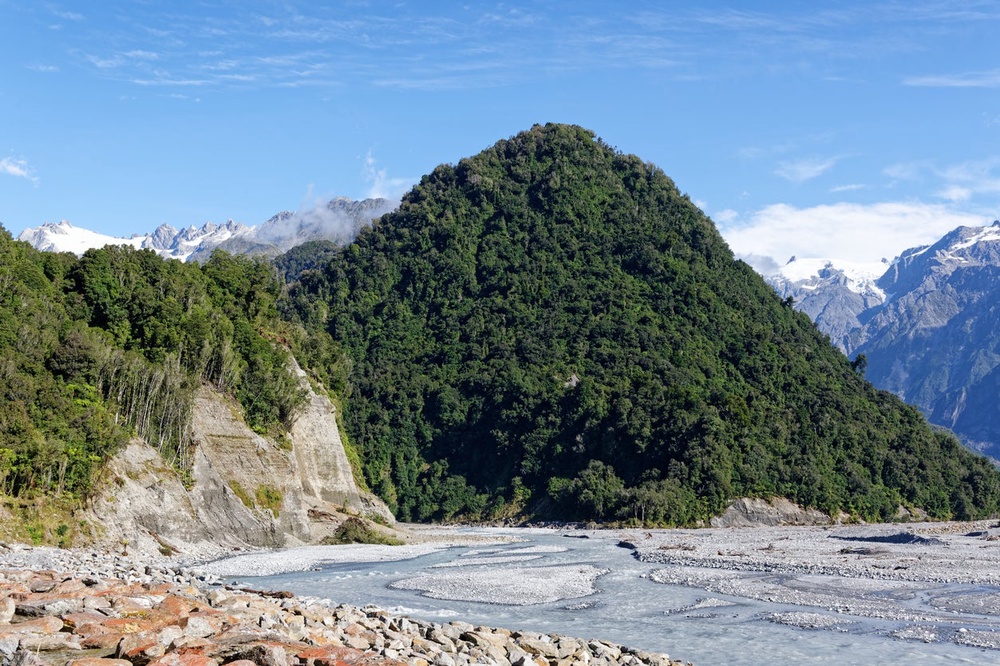 See New Zealand’s natural wonders (Getty Images)
