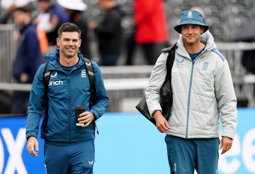 How Anderson, left, was treated by Lancashire was labelled “disrespectful” by Stuart Broad, right (Mike Egerton/PA) (PA Archive)