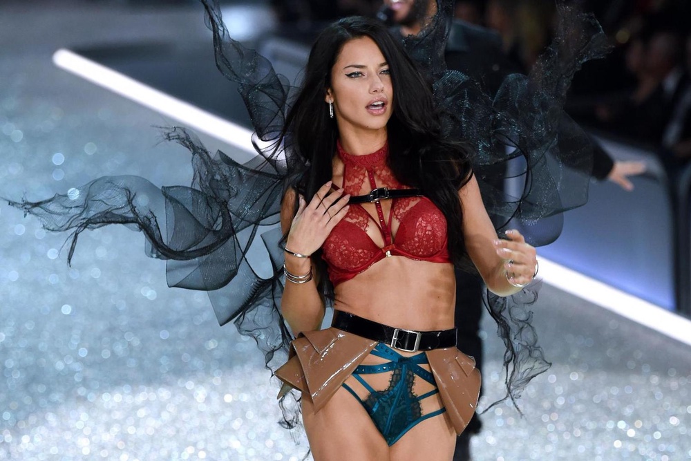 Victoria's Secret drops feminist makeover after sales slump