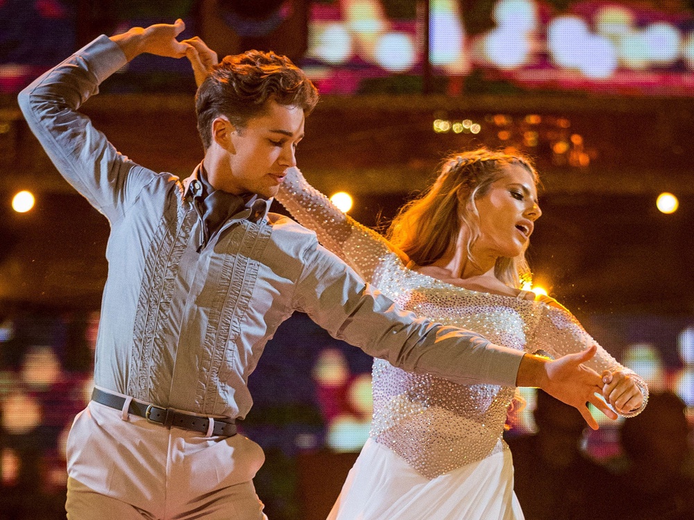 Pritchard with Mollie King on ‘Strictly’ 2017 (BBC)