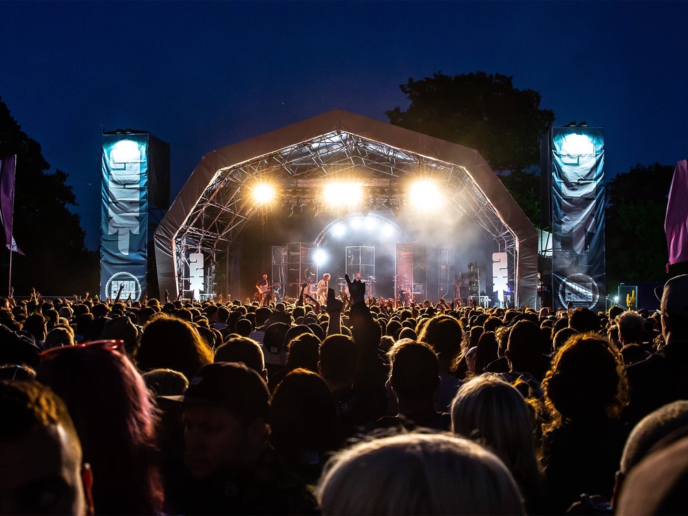 Enter Shikari bring the weekend spectacularly to a close (Dom Meason)
