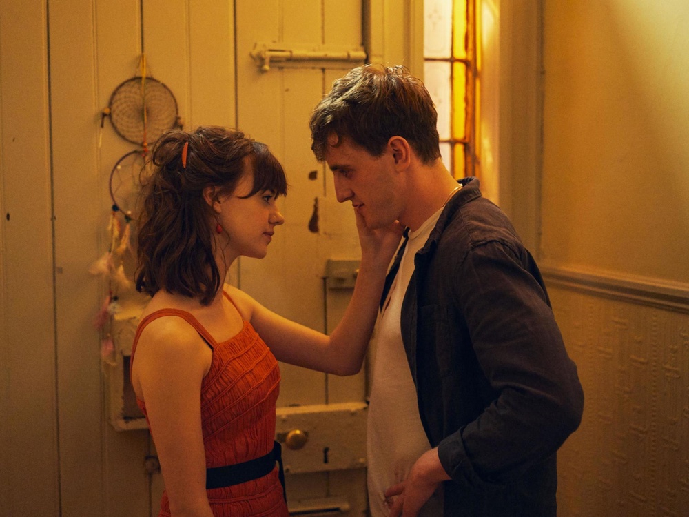 Daisy Edgar-Jones and Paul Mescal in BBC adaptation ‘Normal People’ (BBC)