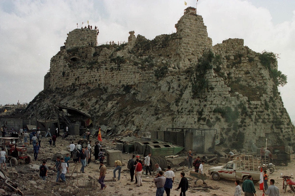 Image from: Iran-US war latest: Trump and Tehran exchange fresh strikes as Israel captures strategic castle