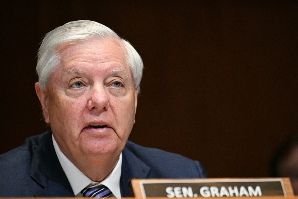Image from: Lindsey Graham funeral updates: Trump again shares senator’s phone number as president remembers a ‘tough cookie’