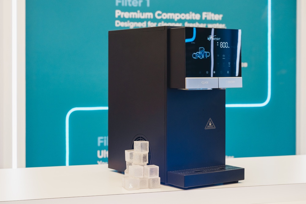 Image from: NESH Glacier Combines Ice-Making, Filtration and Instant Heating in Malaysia Book of Records-Recognised System
