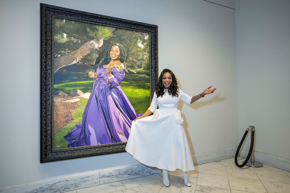 Oprah Winfrey’s Portrait On Display At Smithsonian’s National Portrait ...