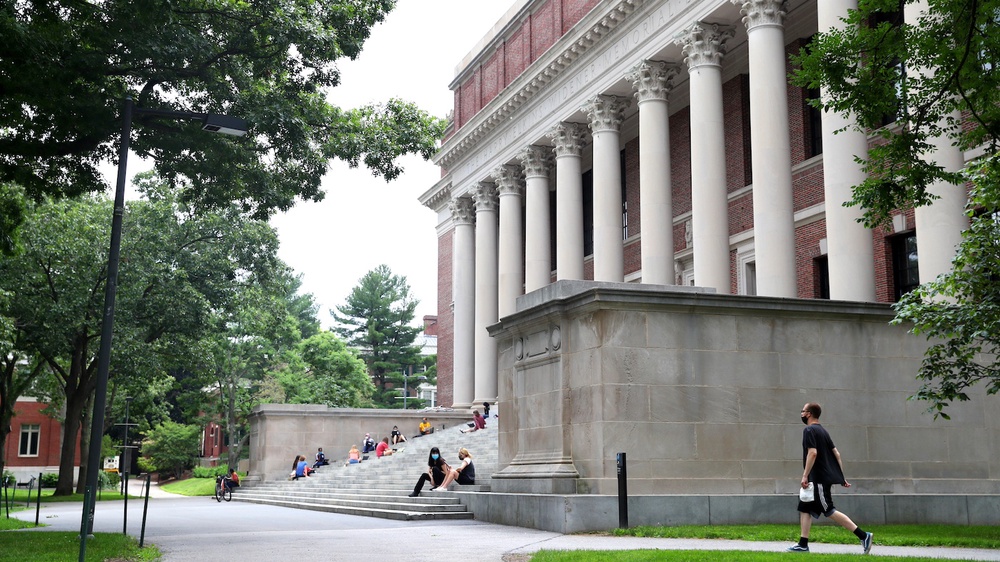 Black enrollment drops in Harvard’s freshman class after Supreme Court ...