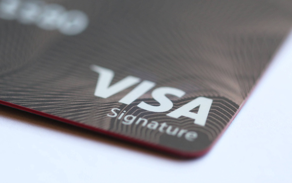Graphics Signature Card Everything you need to know about Visa Signature card benefits