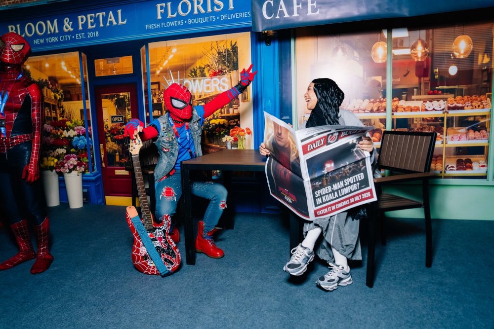 Image from: 600 dron Spider-Man warnai langit Kuala Lumpur di TRX