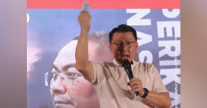 Nga Kor Ming berucap dalam ceramah kempen PRN sambil menegaskan rakyat Malaysia adalah anak Malaysia dan bukan pendatang.