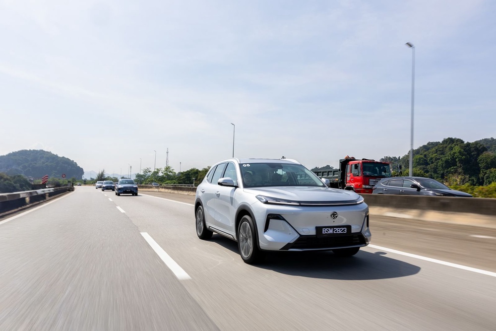 Image from: Rising Fuel Costs Push More Malaysians Toward Fuel‑Efficient Proton e.MAS 7 PHEV