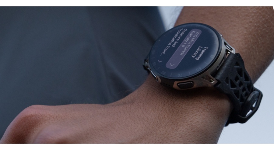 Image from: Amazfit Unveils the Cheetah 2 Pro, a Performance Running Watch Built  for Marathon Preparation