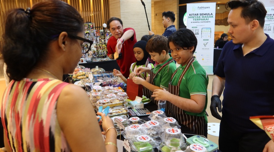 Image from: Intermark Mall Turns Small Acts into Shared Impact with Kindness Month