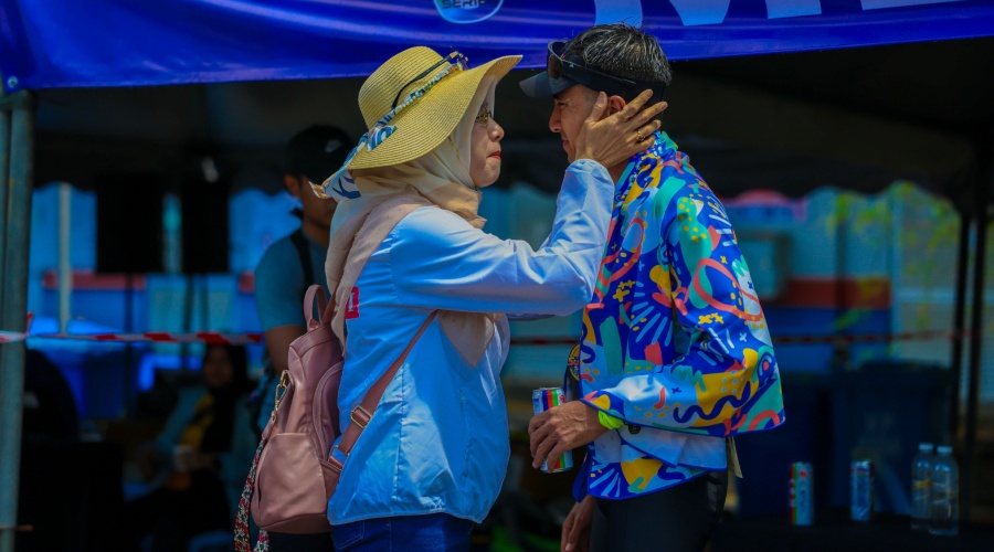 Image from: From Supporter to Participant: Bella Joins Syed Saddiq in Sunrise TriFest Journey