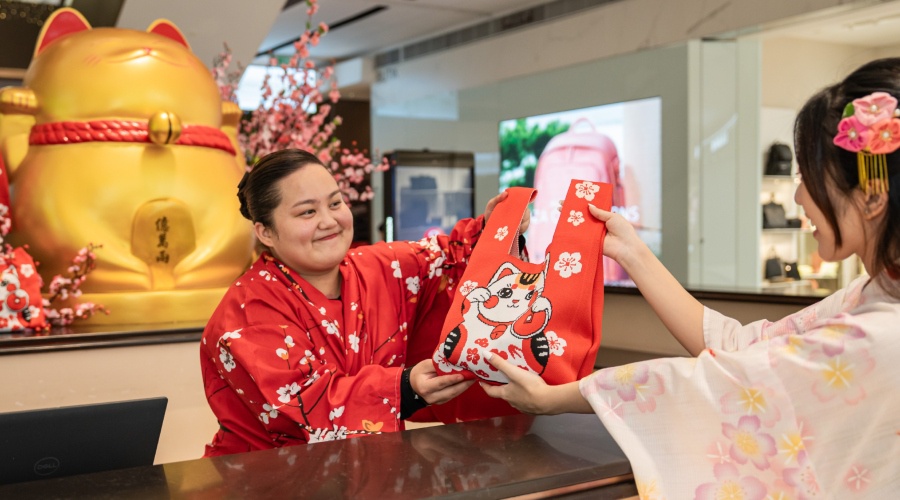 Image from: A Season of Japan Comes to Pavilion Malls