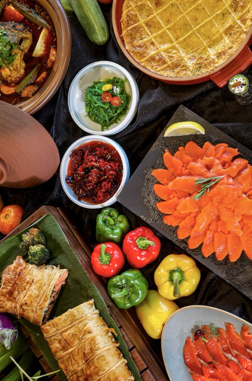 Image from: Salmon Lovers, This Weekly Buffet in Penang is Worth the Weekend Drive
