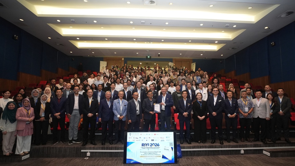 Image from: Malaysian Graduates Face New Reality As AI Reshapes Entry-Level Jobs