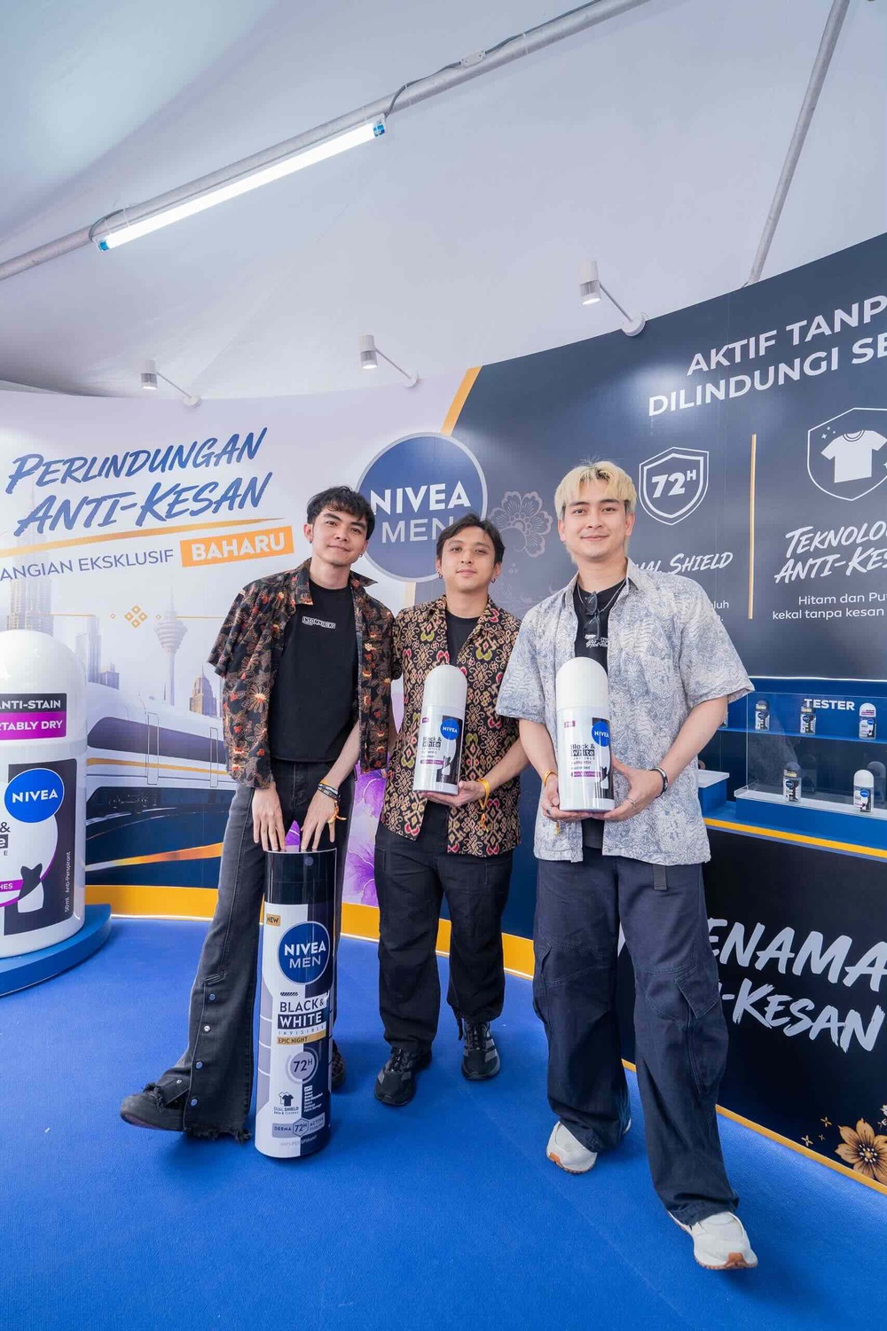 Image from: Stayed Fresh Through Keretapi Sarong? NIVEA’s New Deodorant Is Made For Malaysia’s Heat