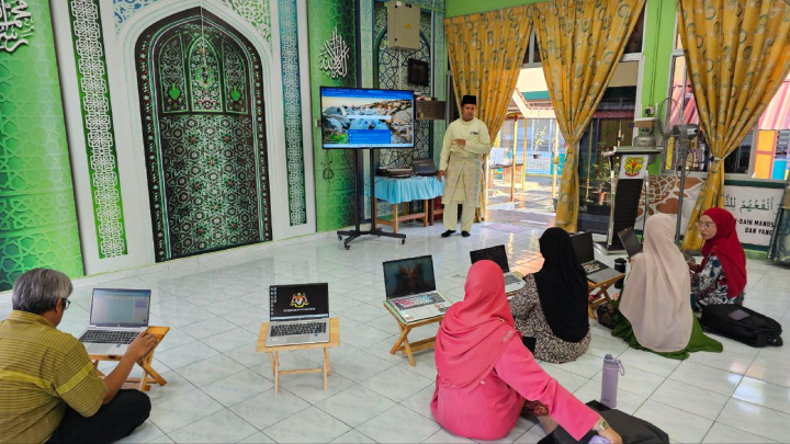 Image from: Google’s AI Educator Series Is Coming to Malaysia