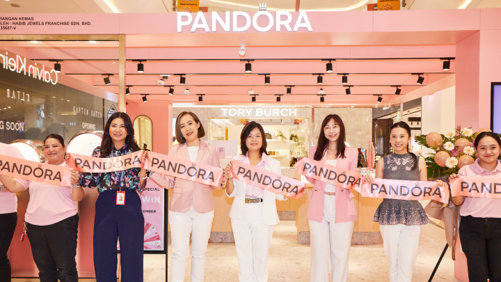Image from: Pandora Reopens Imago Sabah And Expands New Store At IOI Mall Damansara