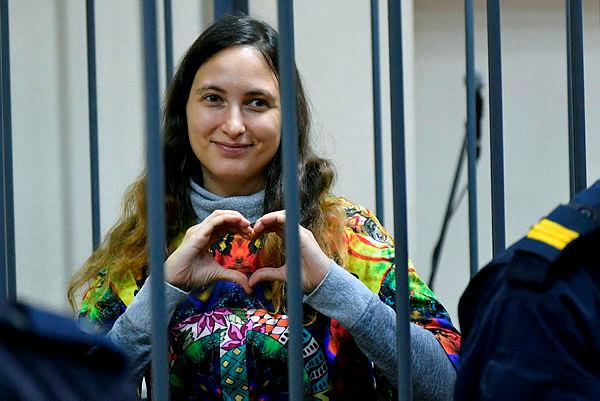 Russian Doctors Urge Putin To Free Ailing Anti-war Activist