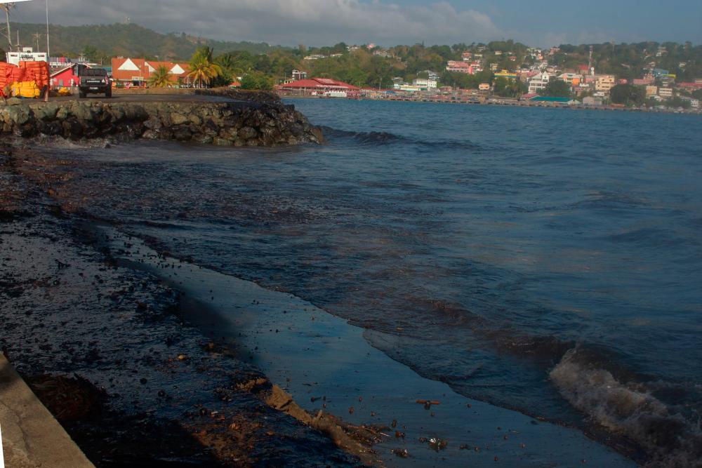 Disastrous Oil Spill In Trinidad After Mystery Shipwreck