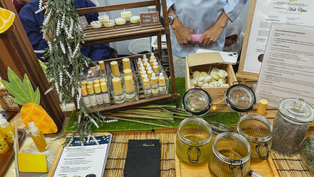 Lumina Beans, designed by SMKBukit Jelutong students, aim to repel mosquitoes and soothe skin irritation. – ALL PICS BY AMEEN HAZIZI/THESUN