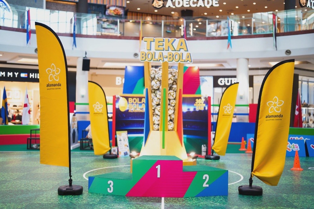 Alamanda, Mesra Mall bring World Cup fever to shoppers with football-themed campaigns