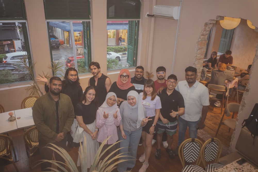 Speaking Games Malaysia attracts locals and foreigners looking to connect through English-speaking games.