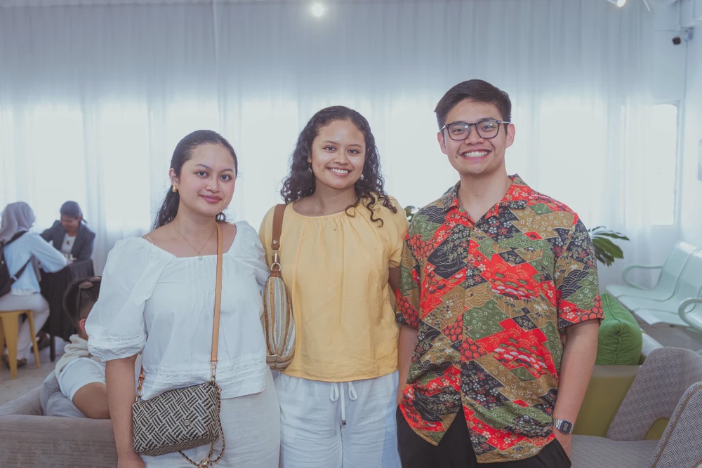 (From left) Khalisa, Umaira and Imen are making chess more social through Friends Who Chess.