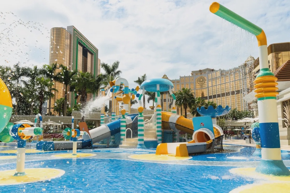 ‘Aquatainment Island’ and Shopping Inspirations Boost Summer Vibes at Galaxy Macau