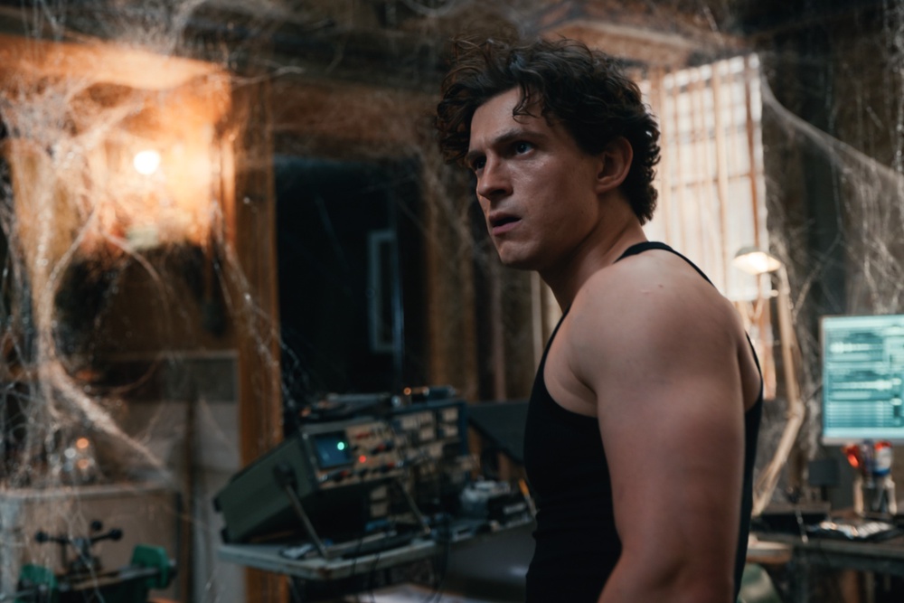 Rising arachnid hormones cause Peter’s powers to evolve in dangerous ways.