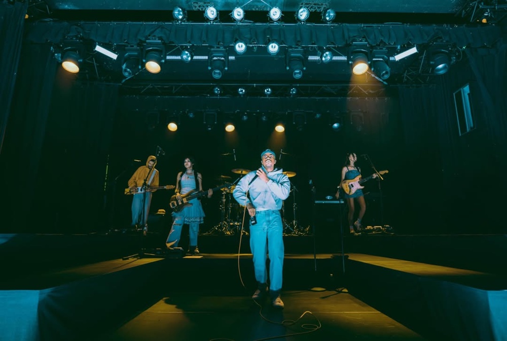 The rapper performs Cry Baby with a live band, drawing out the album’s punk and rock influences. – ALLPICS FROMINSTAGRAM @VINCESTAPLES