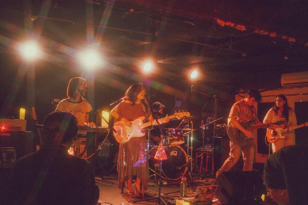 From left: Safa, Maira, Acap, Azim and Kaur open Endangered Species Vol 2 with a dreamy set.
