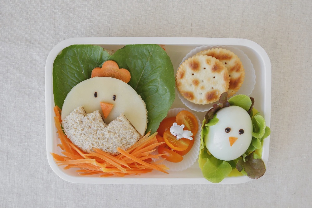Does family mealtimes help children develop healthy eating habits?