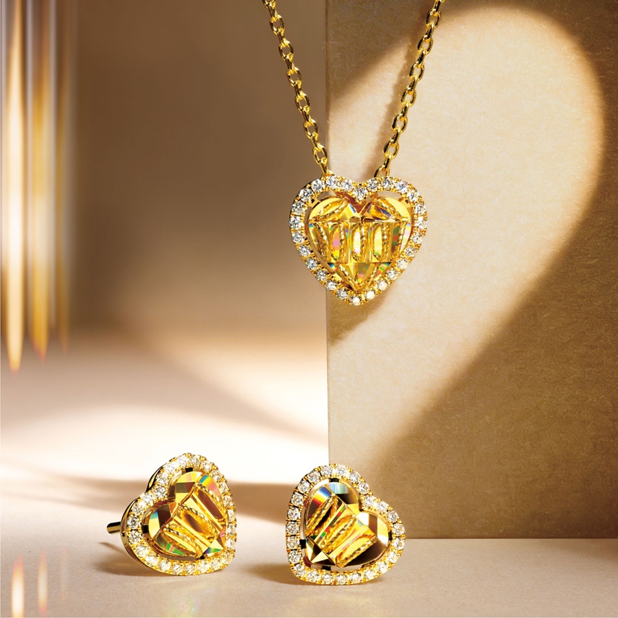Lukfook Jewellery celebrates 10 years in Malaysia with new look