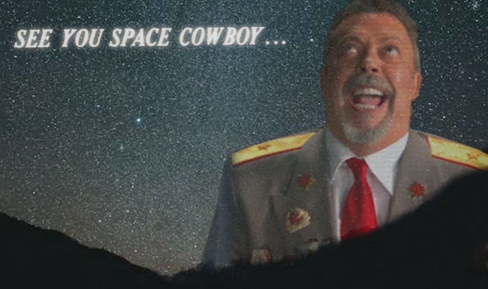 Remembering Tim Curry (1946-2026), now in capitalist-free space